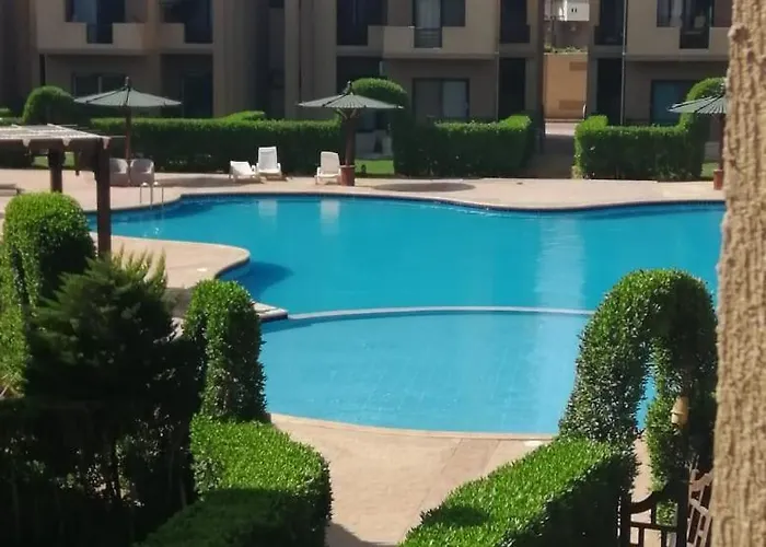 Apartment بلو باى السخنة *